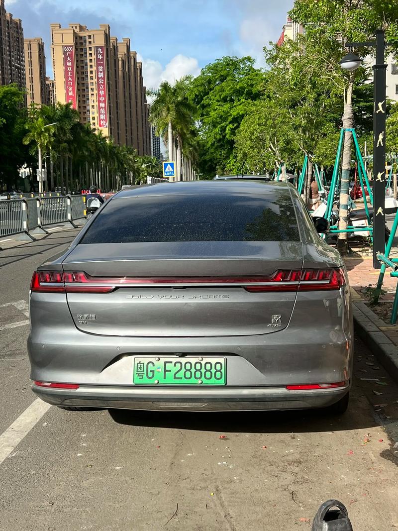 巴中车牌靓号多少钱,巴中车牌靓号价格-第1张图片-七号汽车选号 巴中车牌靓号多少钱,巴中车牌靓号价格-第1张图片-七号汽车选号